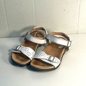 Stride Rite White Velcro Sandals Sz 10.5W girls kids shoes floral pattern